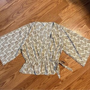 IJOAH Cream and Brown kimono sleeve Blouse size L